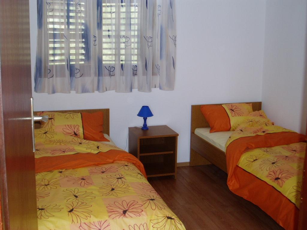 Apartments Belas Trogir Exterior foto