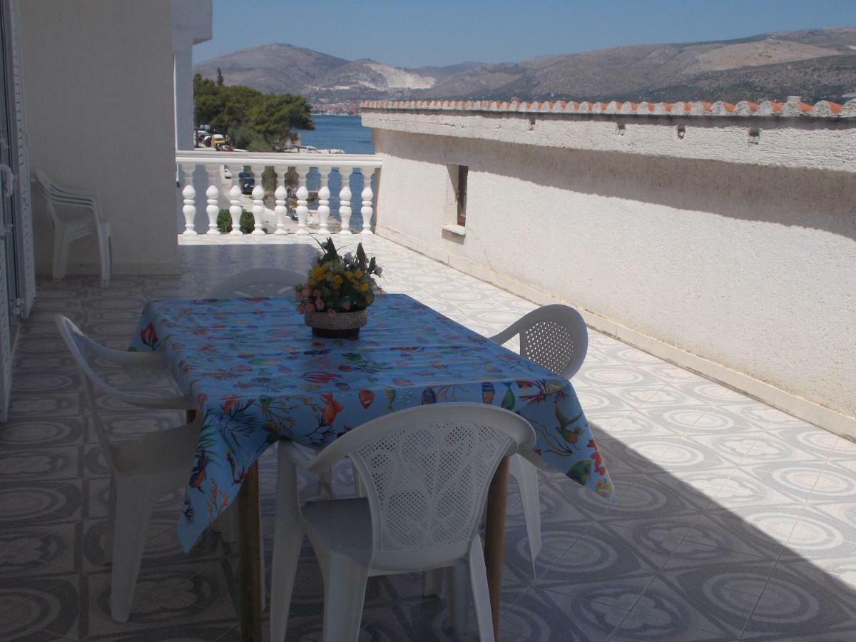 Apartments Belas Trogir Exterior foto